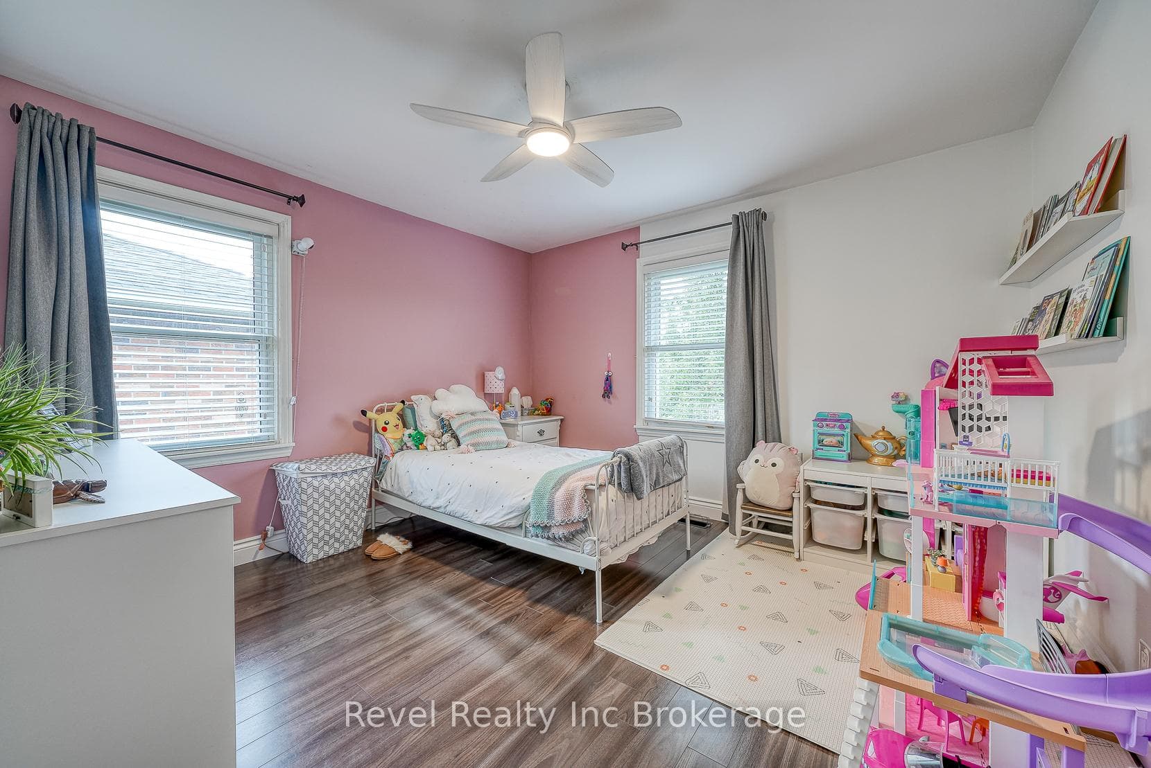 764 Devonshire Avenue photo 15