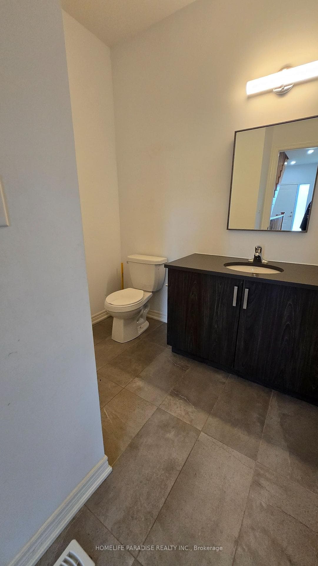 125 Summerside Mews Unit 12 photo 28