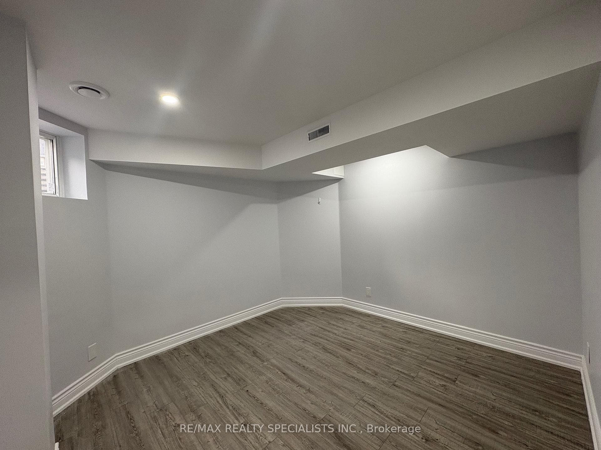 3979 Mcdowell Drive Unit BSMT photo 11
