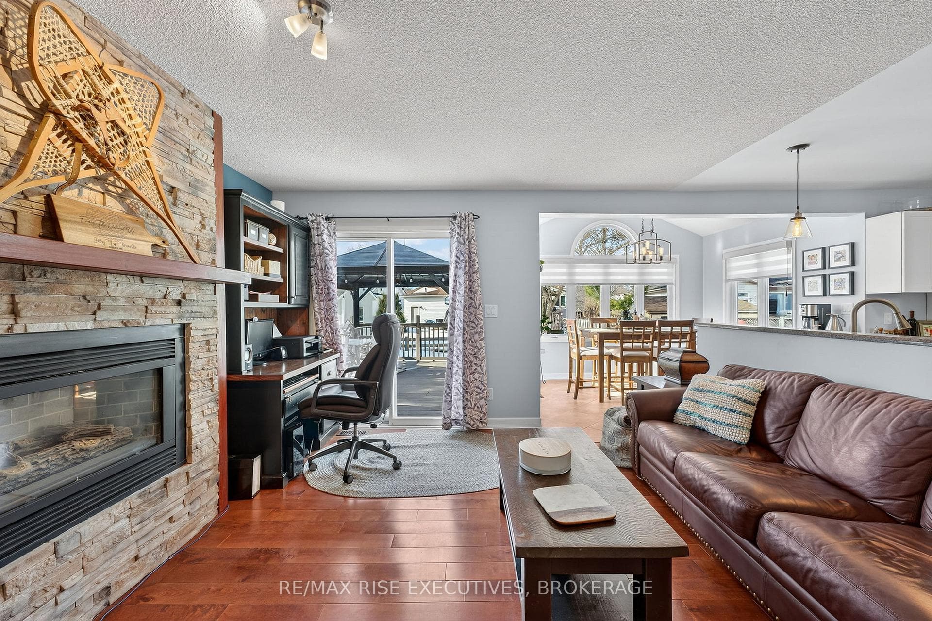 26 Miller Place photo 13