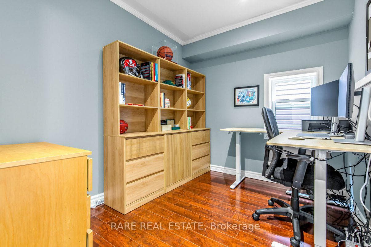 18 Earlscourt Avenue photo 27