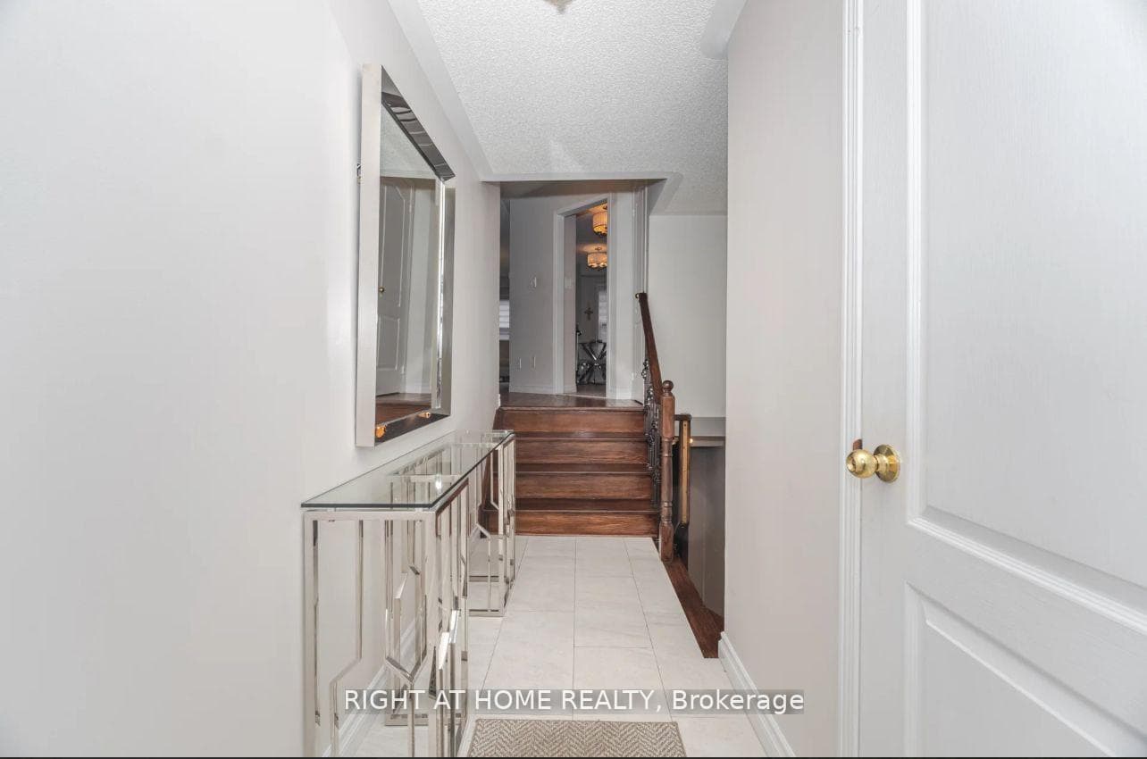69 Evelyn Buck Lane photo 4