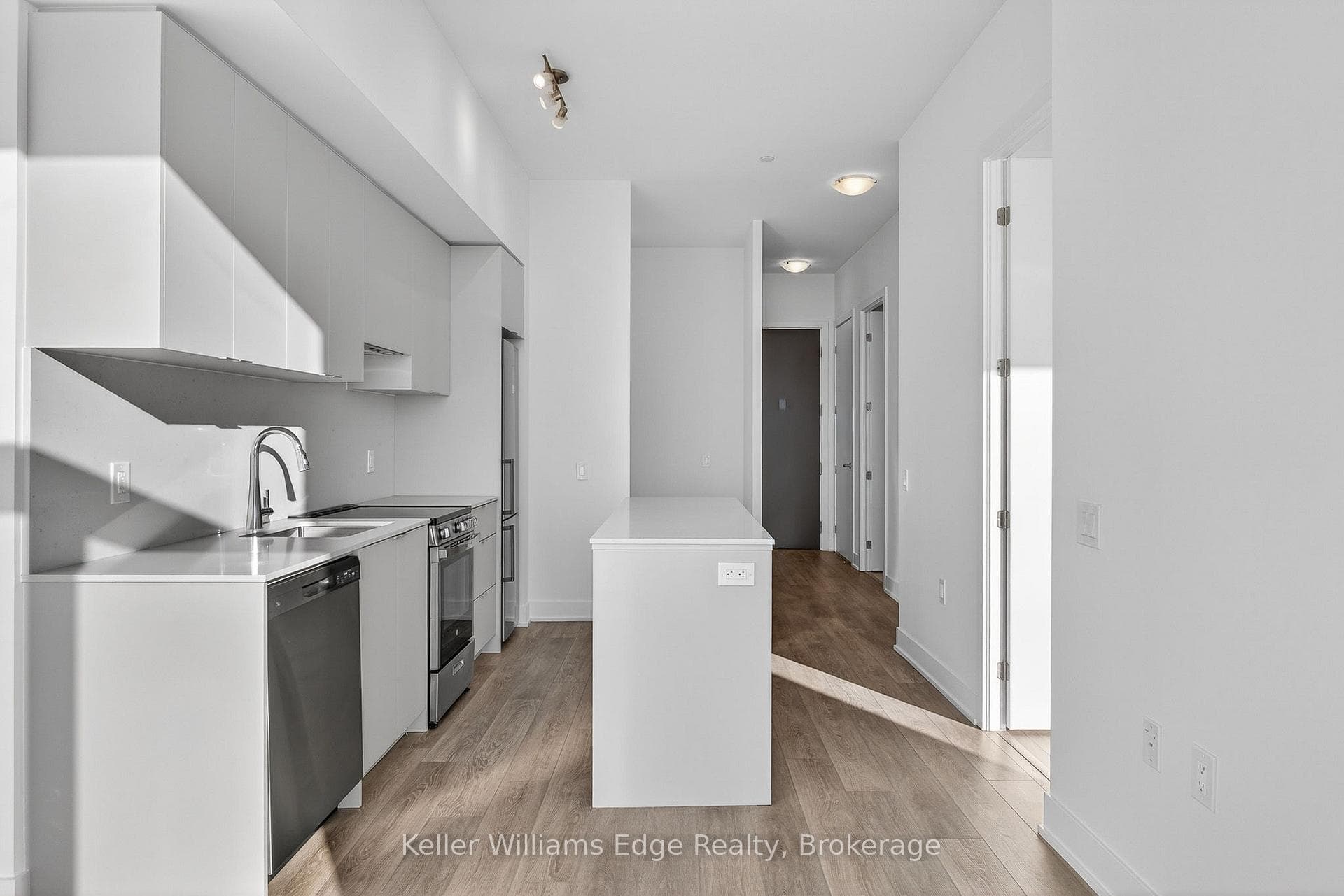 2088 James Street Unit 1307 photo 10