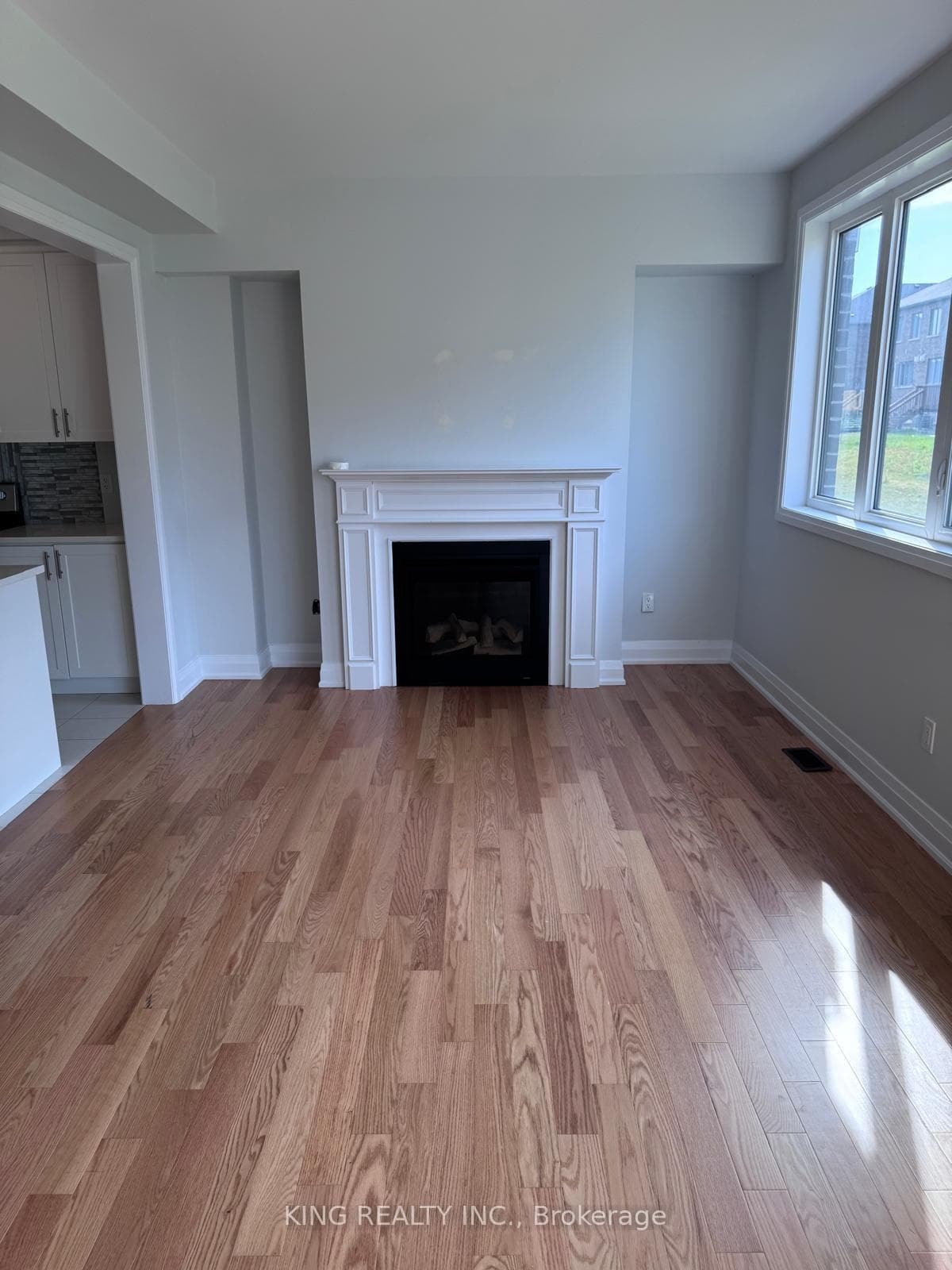 141 Cole Terrace photo 10