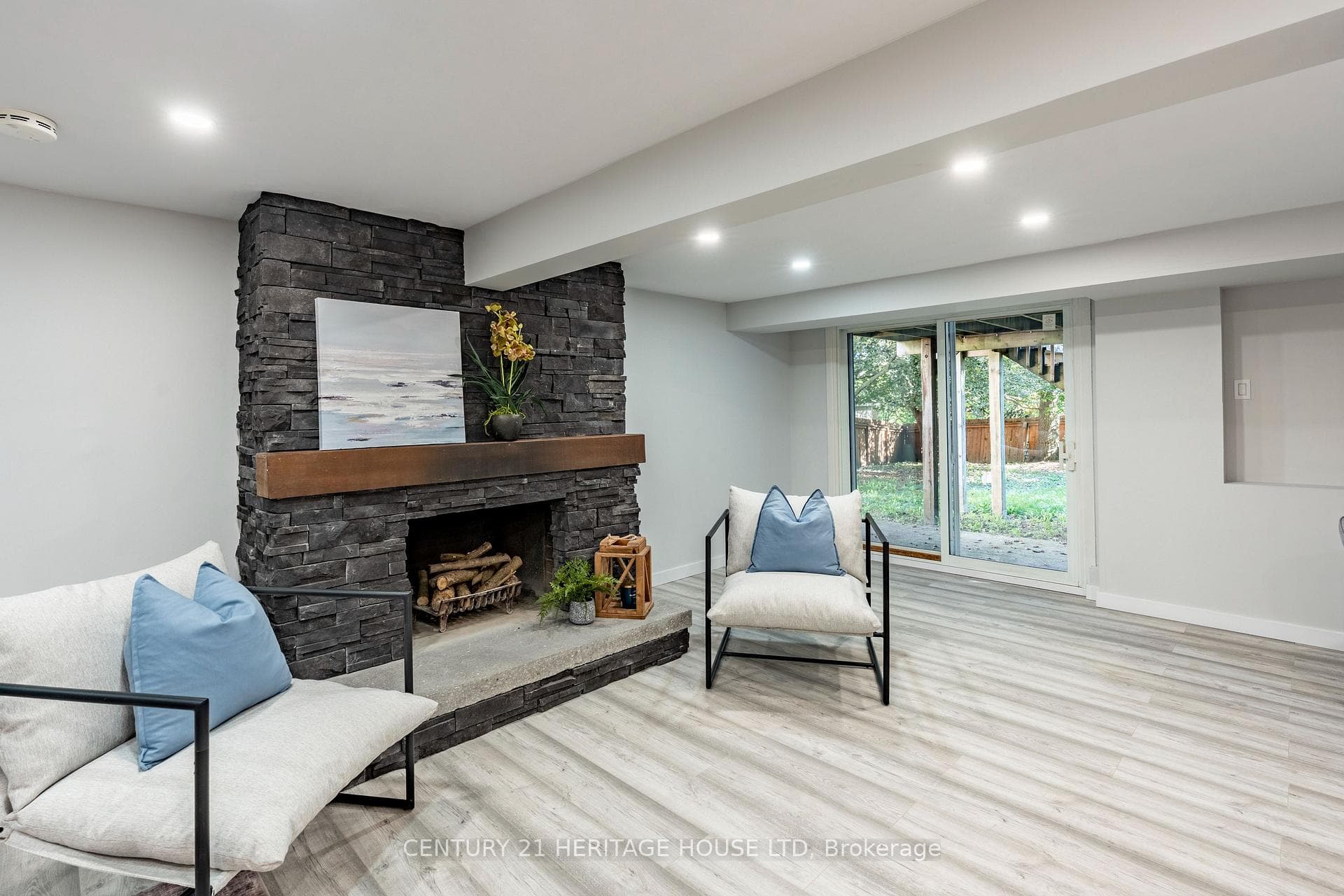 20 Roseneath Crescent photo 32