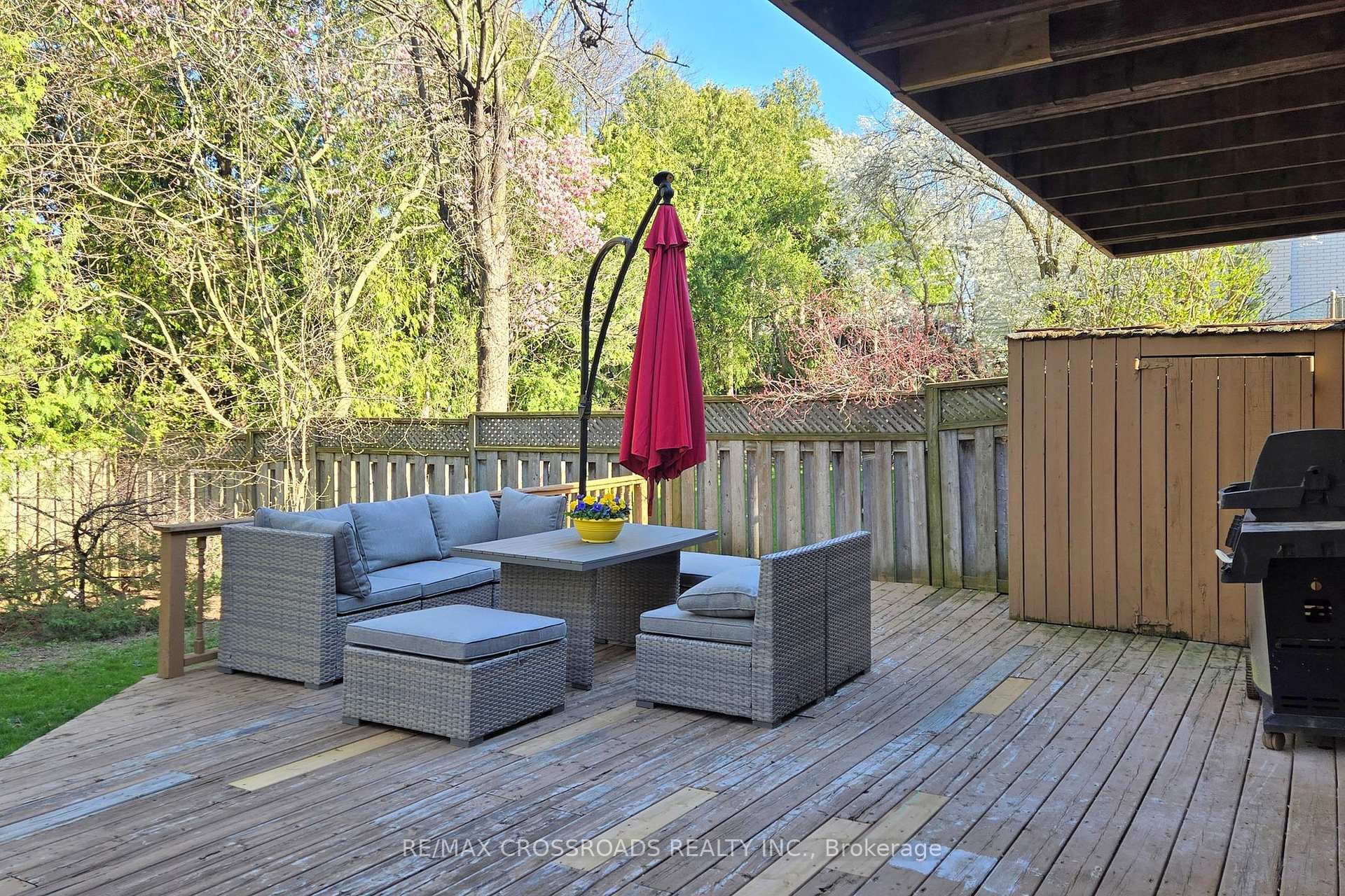 128 Abbeywood Trail photo 31