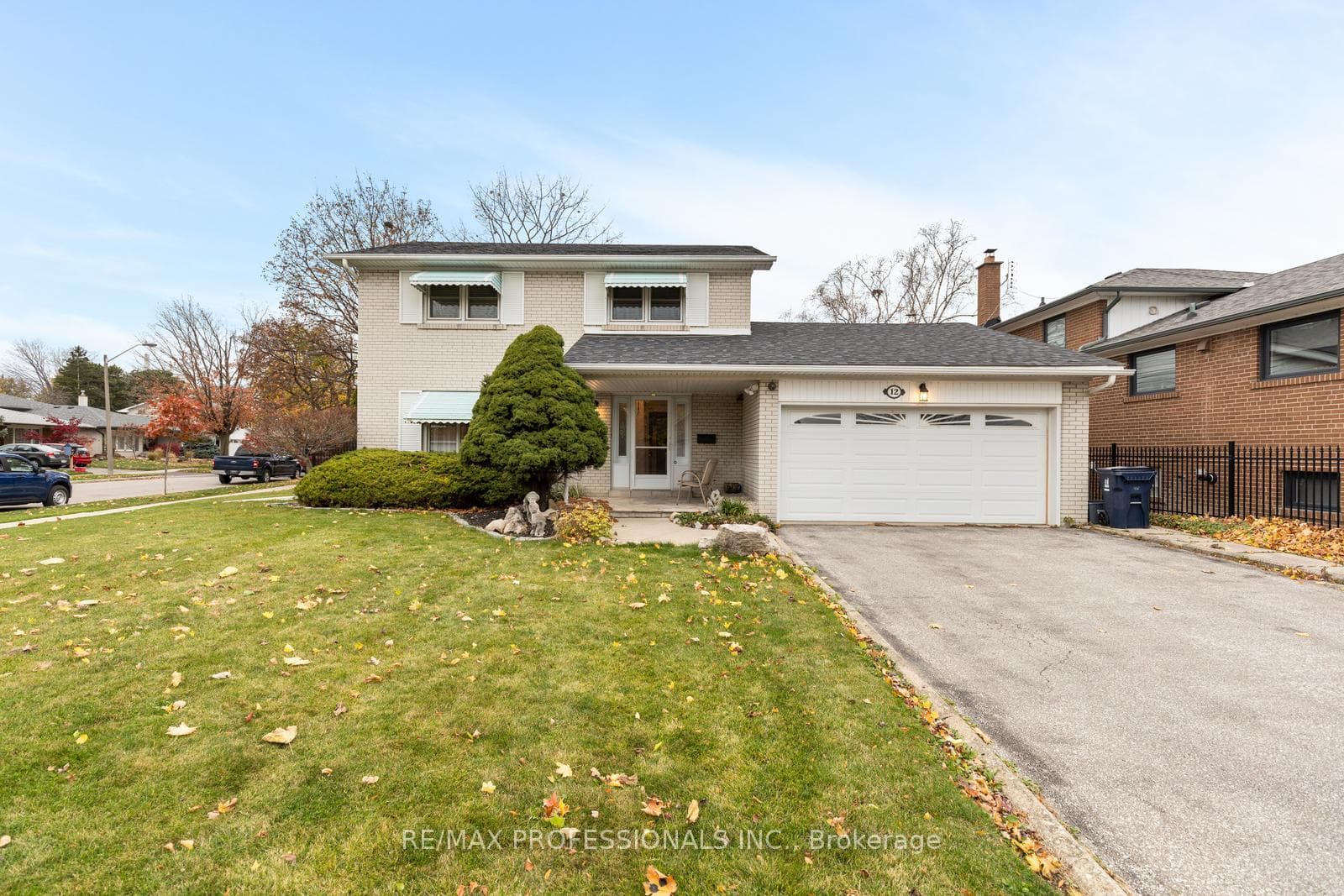 12 Broadfield Drive photo 1