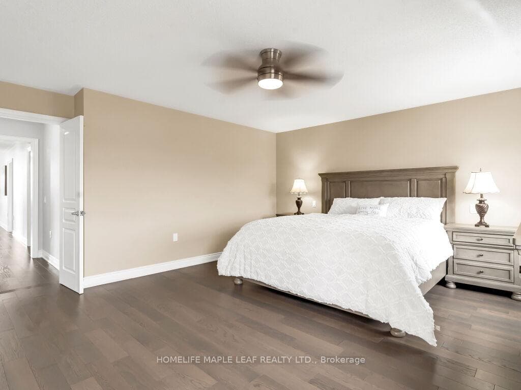 35 Dotchson Avenue photo 21