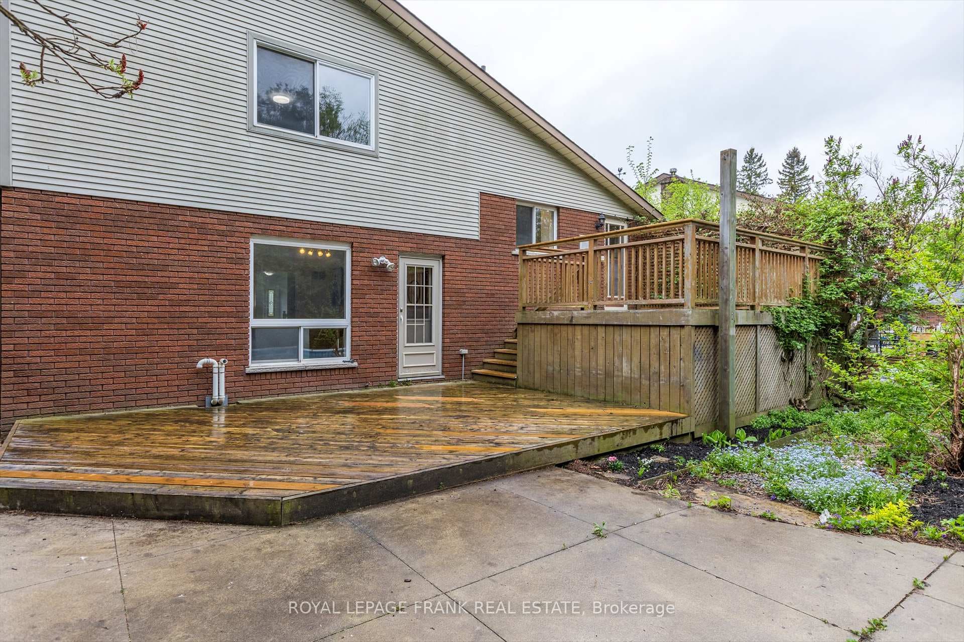 17 Claudette Court photo 34