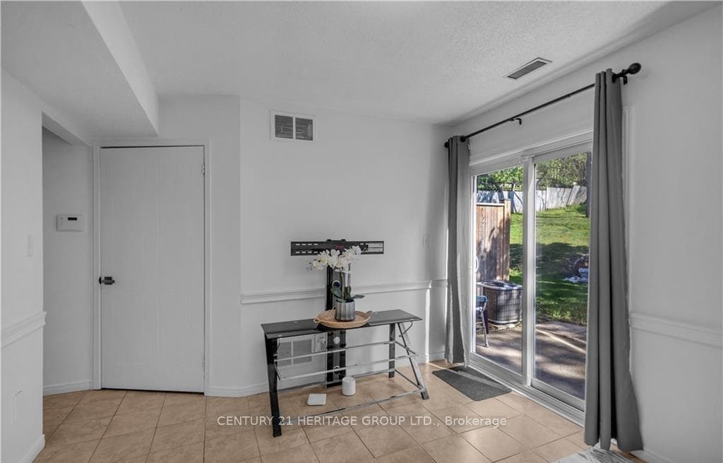 52 Harris Avenue Unit D photo 30