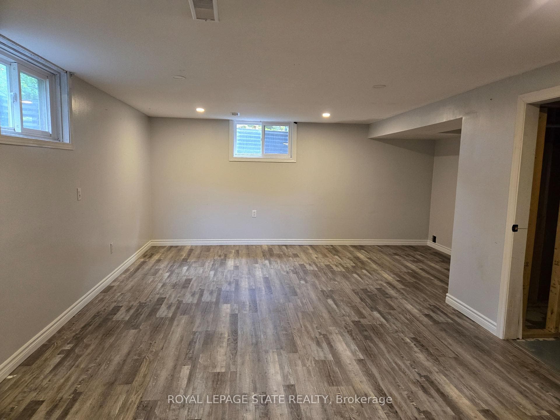 17 Carmen Avenue photo 24