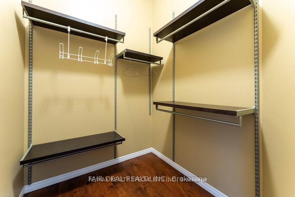 485 Nova Scotia Court photo 21