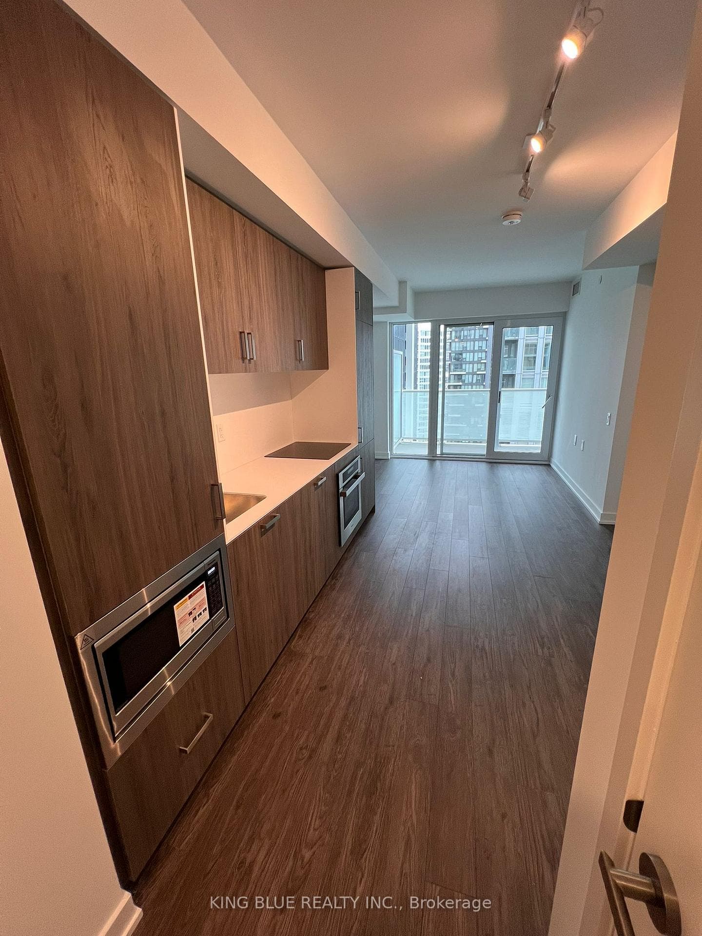 88 Queen Street Unit 2216 photo 1