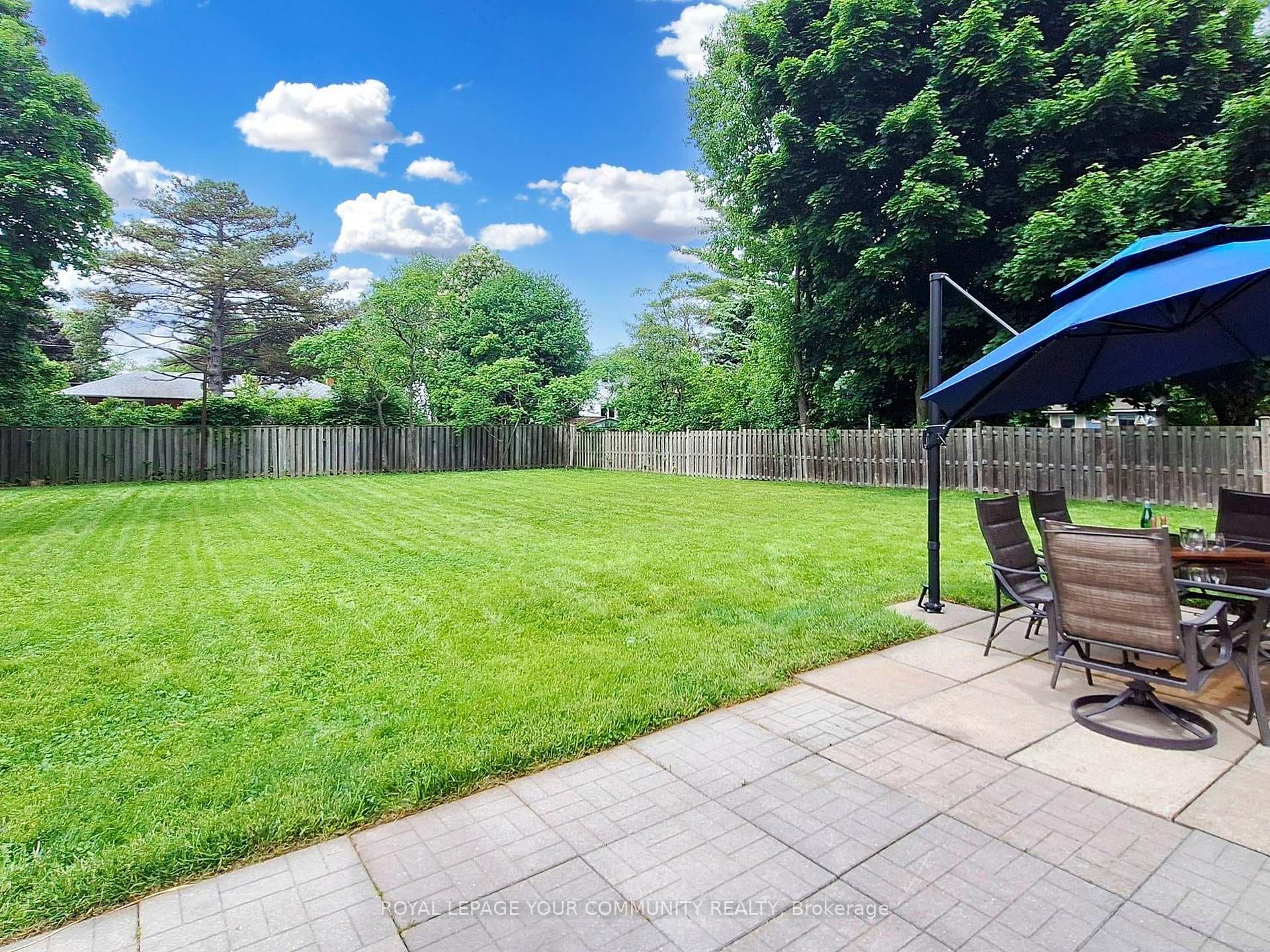 10 Galsworthy Drive photo 22