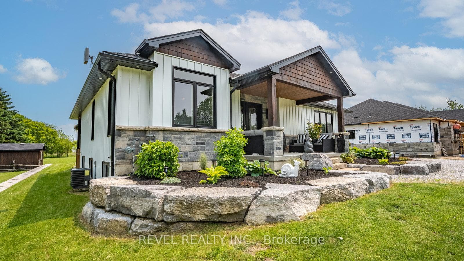 6 Kings Lane photo 2