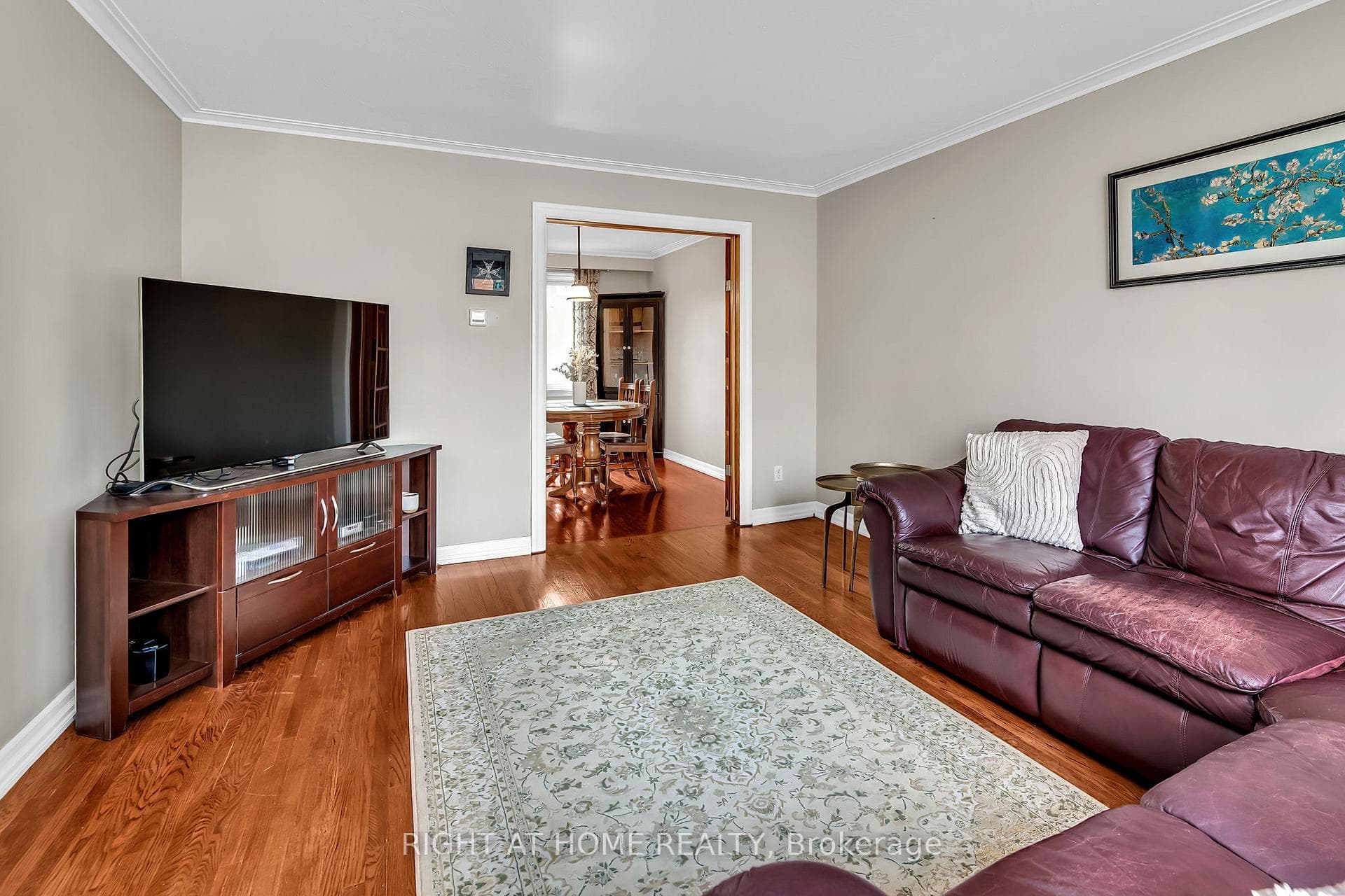 237 Eileen Avenue photo 8