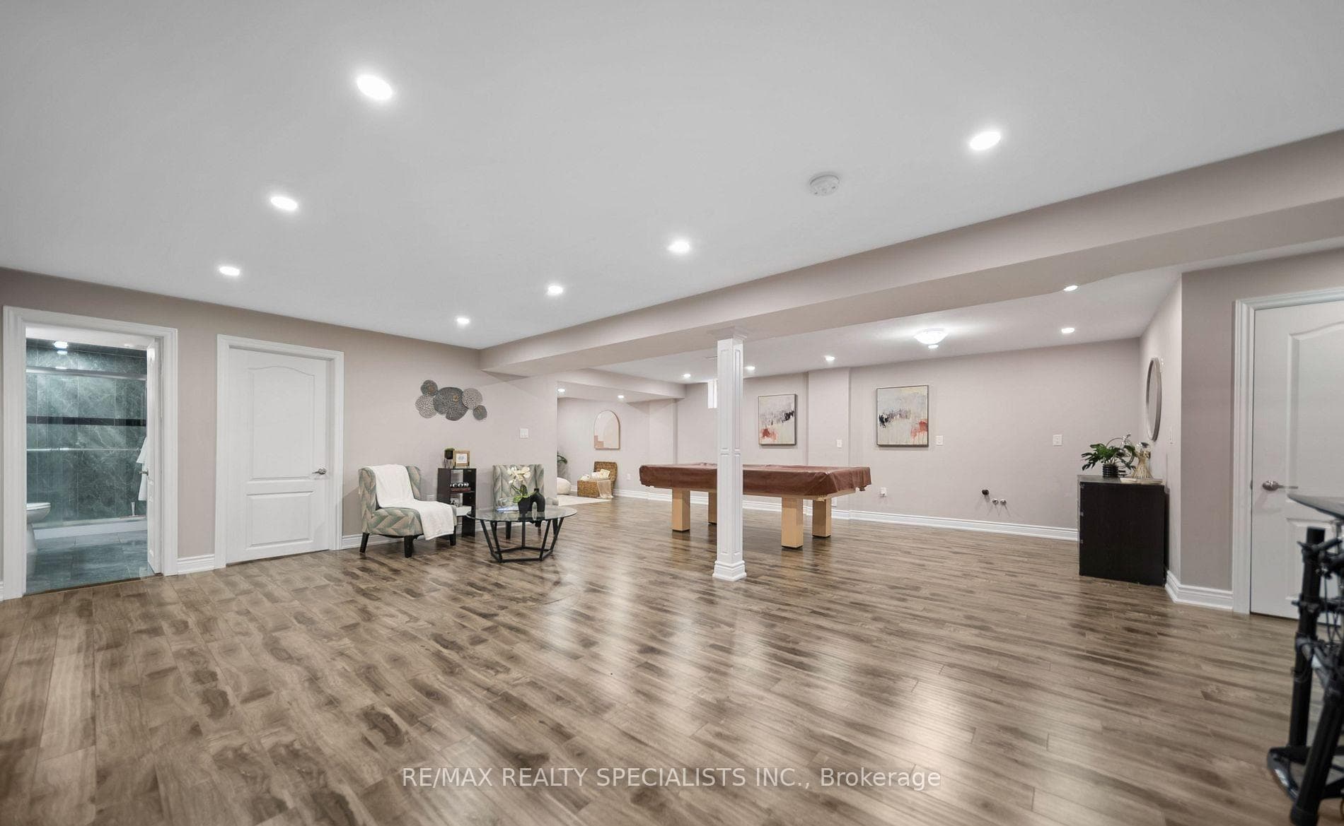 31 Saint Hubert Drive photo 35
