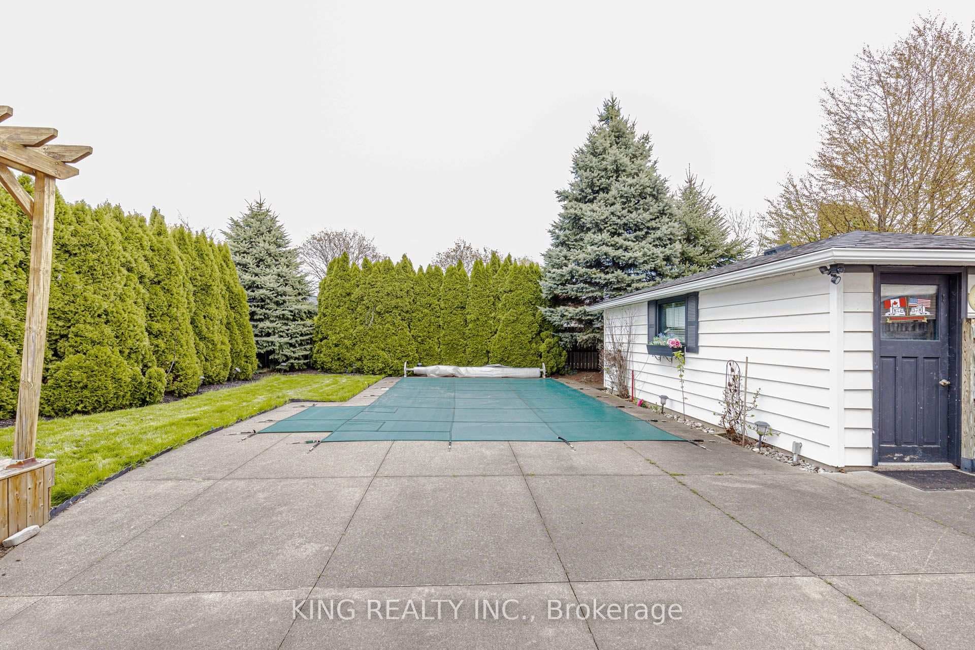 476 BUNTING Road photo 47