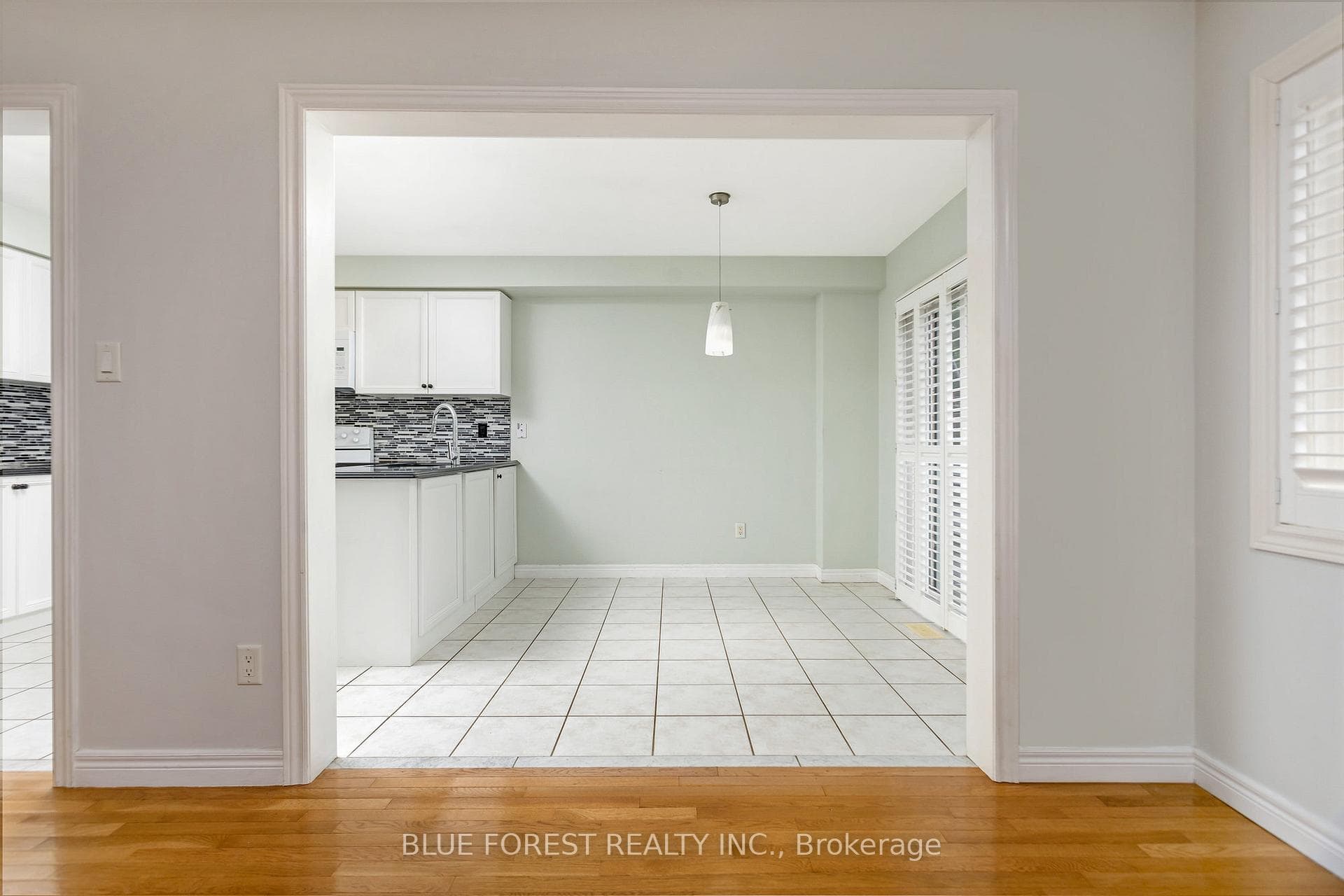 2414 Sequoia Way photo 12
