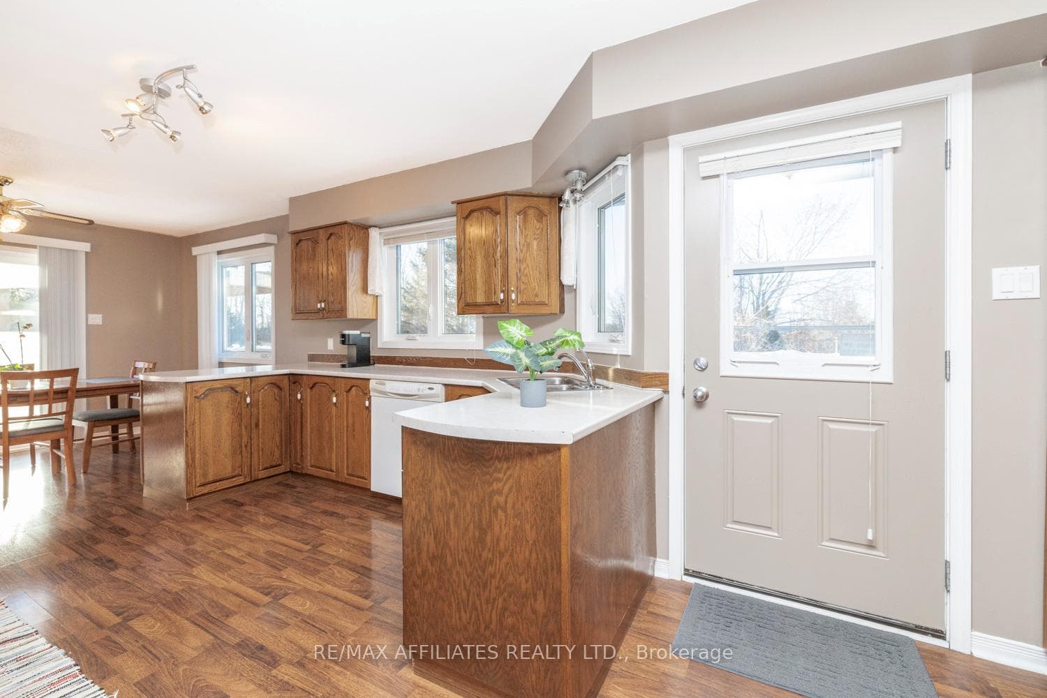 108 Deer Lane photo 20