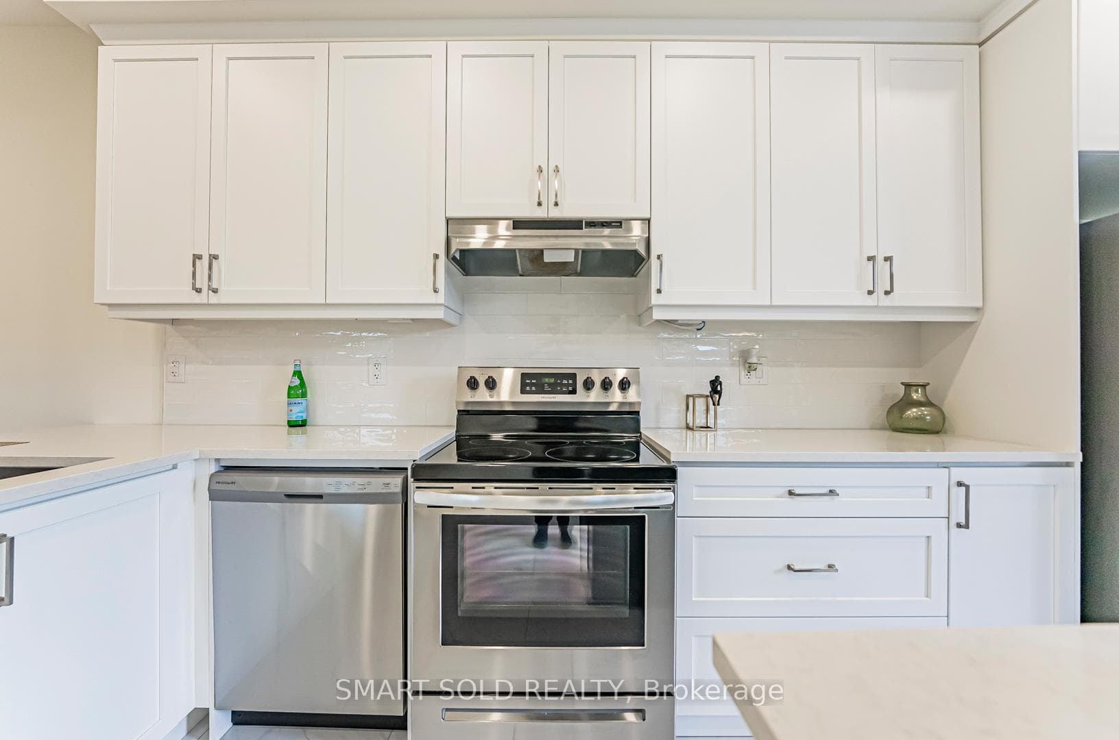 58 Thomas Frisby Jr Crescent photo 16