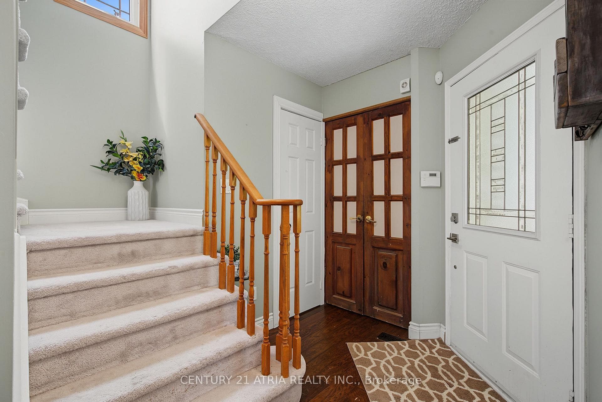 6 Burnham Boulevard photo 7