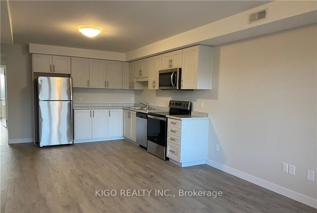 160 Rochefort Street Unit B12 photo 4