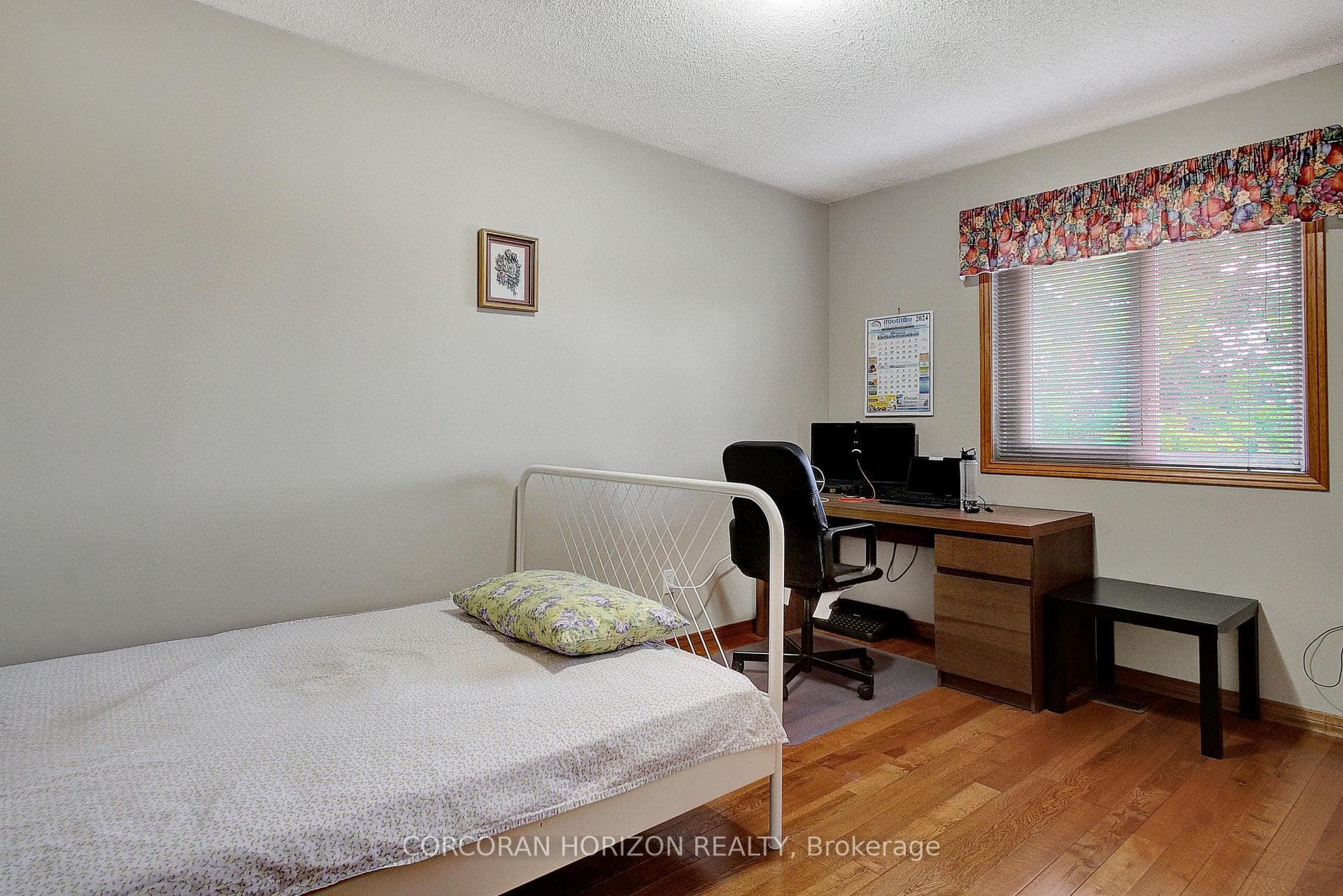 71 Alexander Avenue photo 22