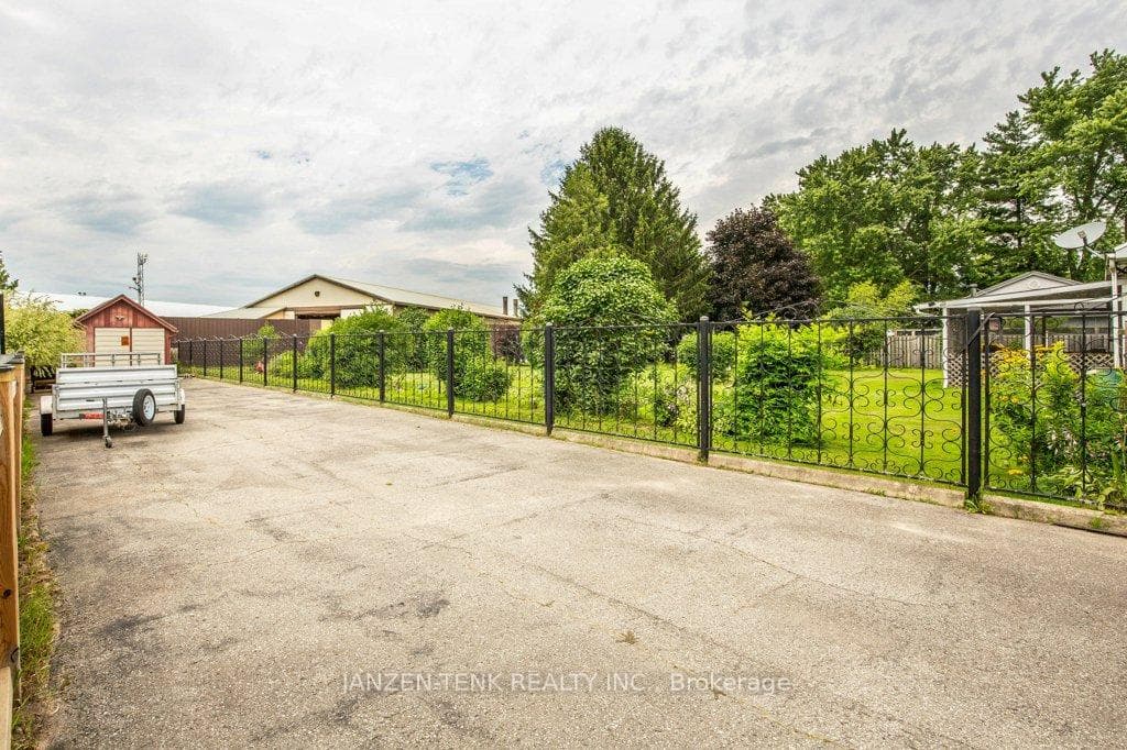 11593 Plank Road photo 30