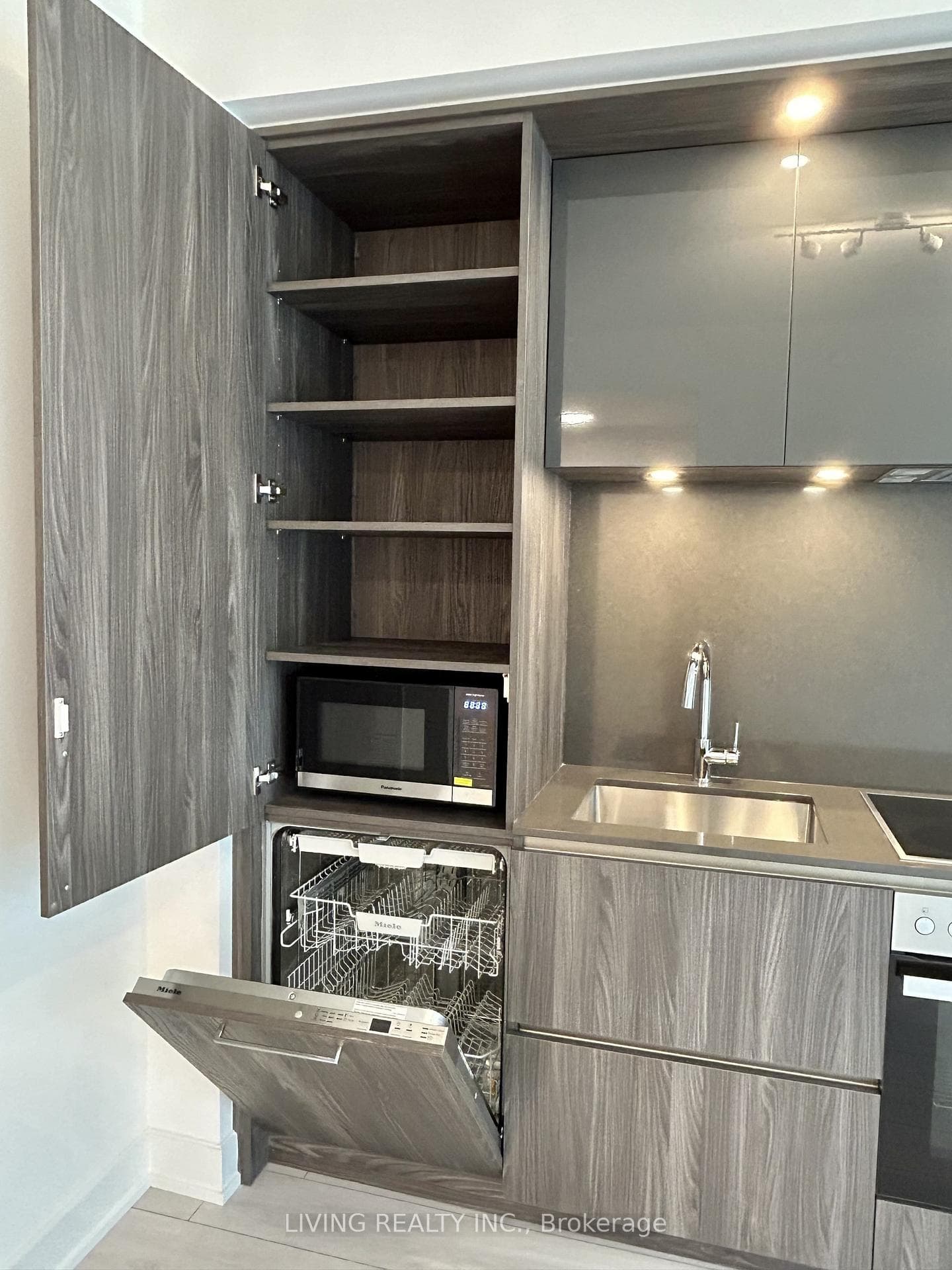 35 Mercer Street Unit 2211 photo 6