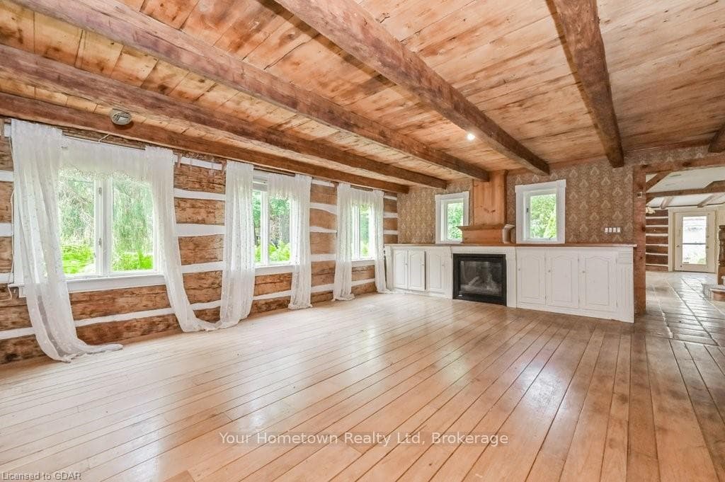 619 ORANGEVILLE Road photo 10