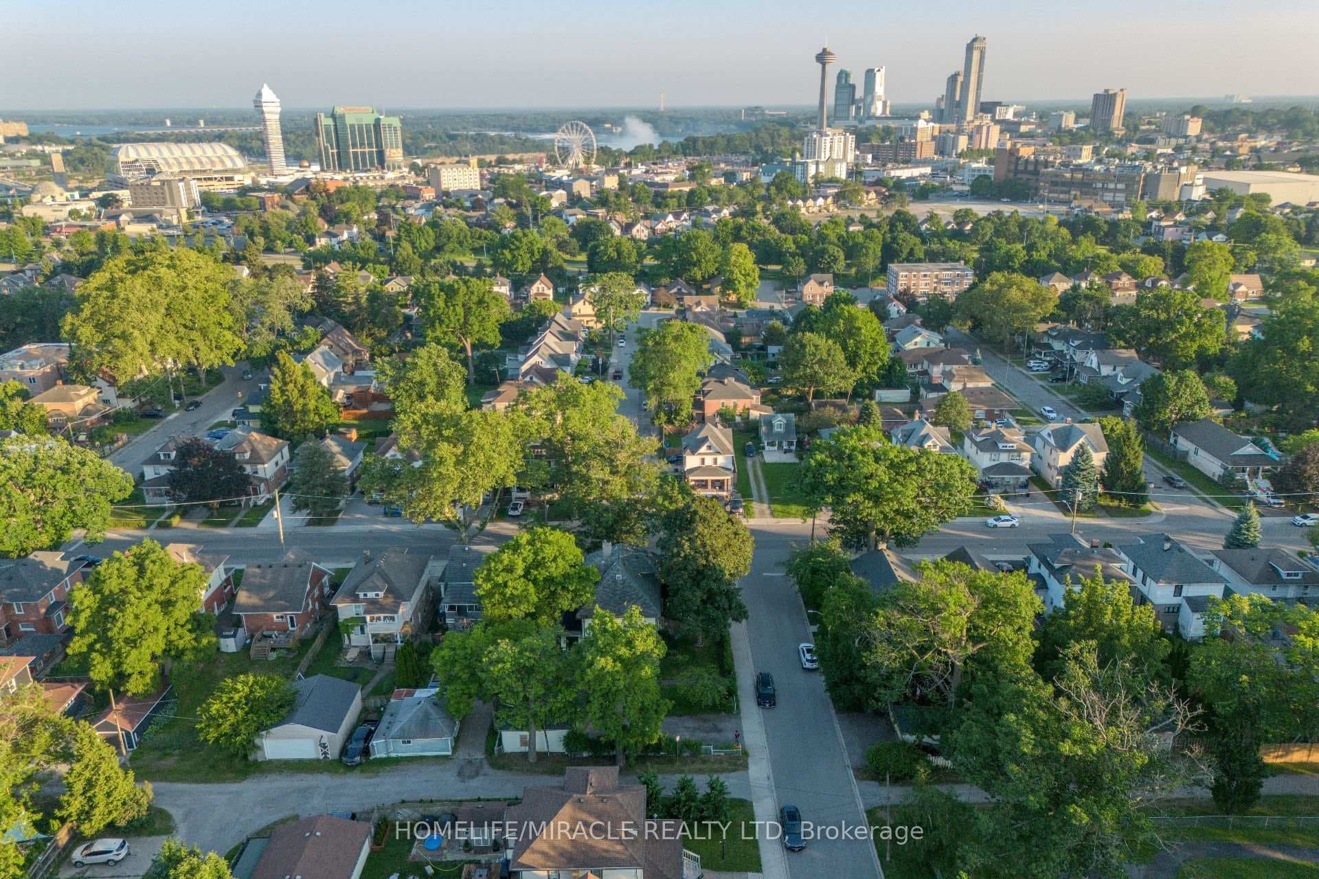 5214 Third Avenue photo 16
