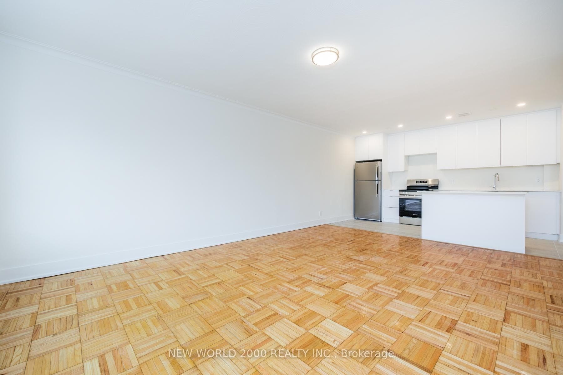 49 Glen Elm Avenue Unit 413 photo 12