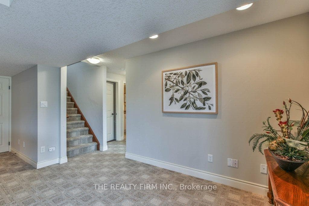 578 MCGARRELL Place Unit 9 photo 28