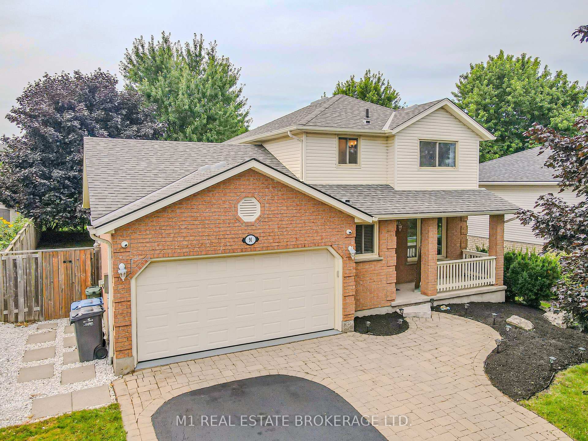 91 Thornhill Drive photo 4
