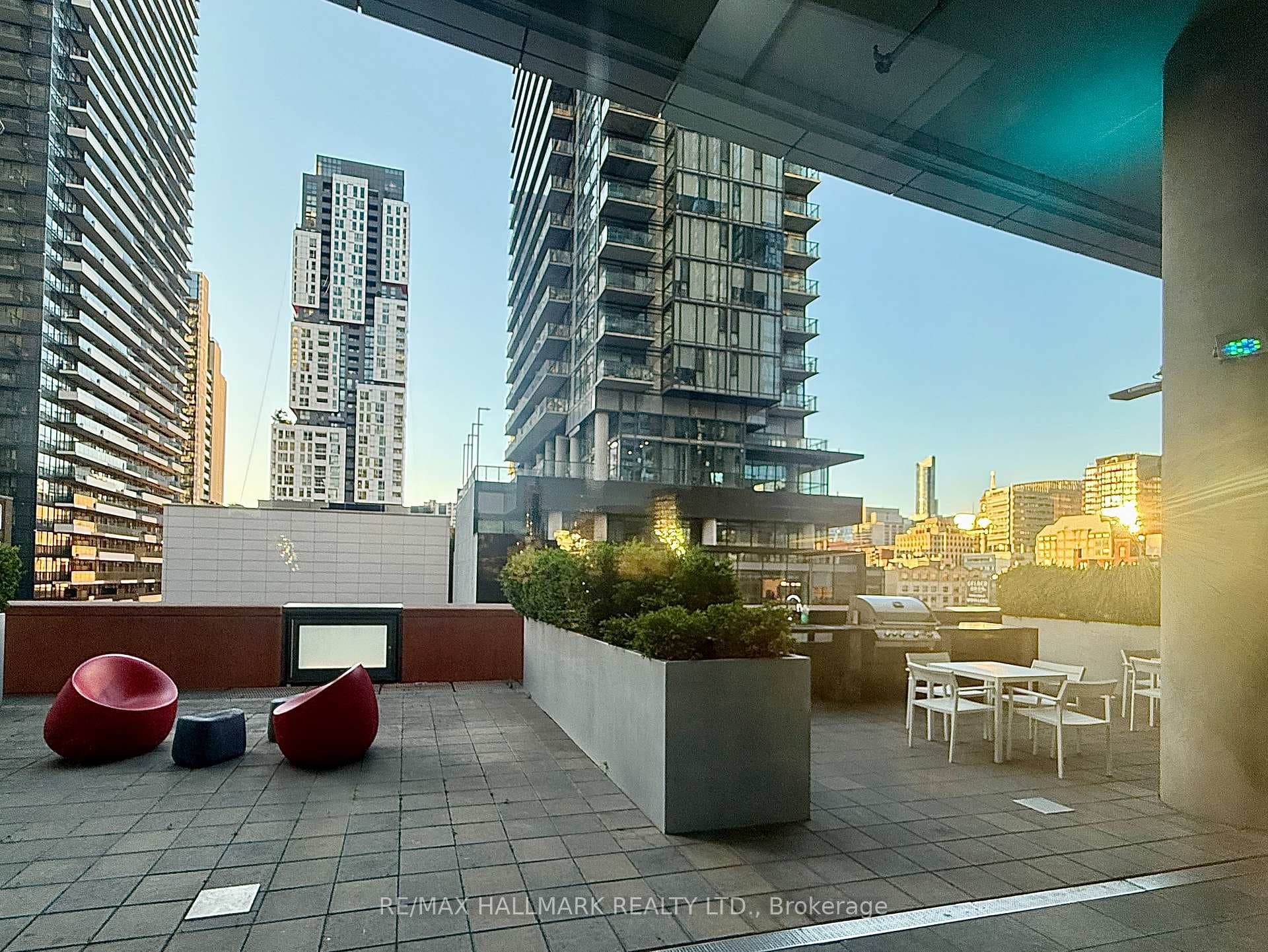 Rooftop deck with BBQs