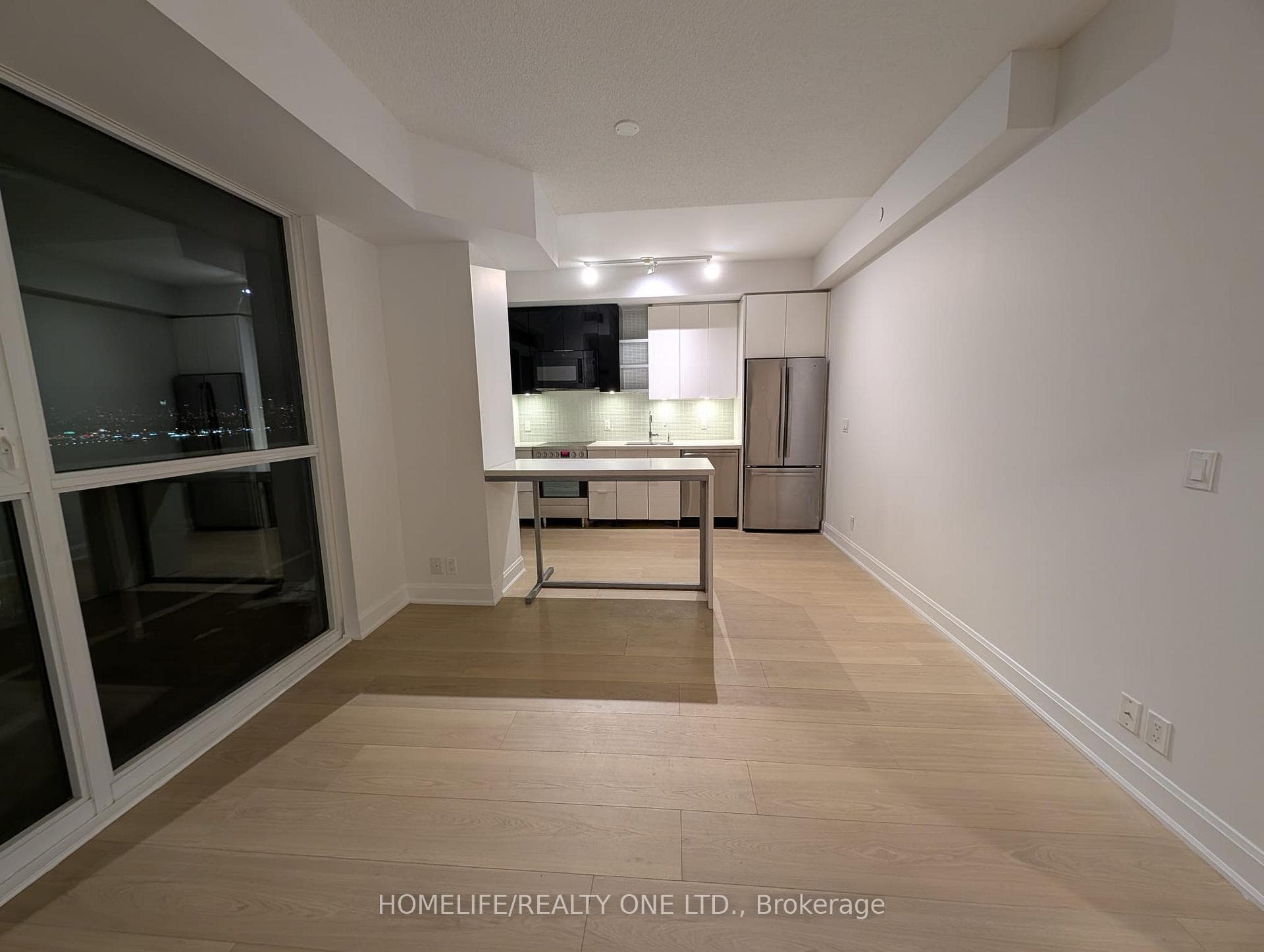 33 Shore Breeze Drive Unit 3108 photo 4