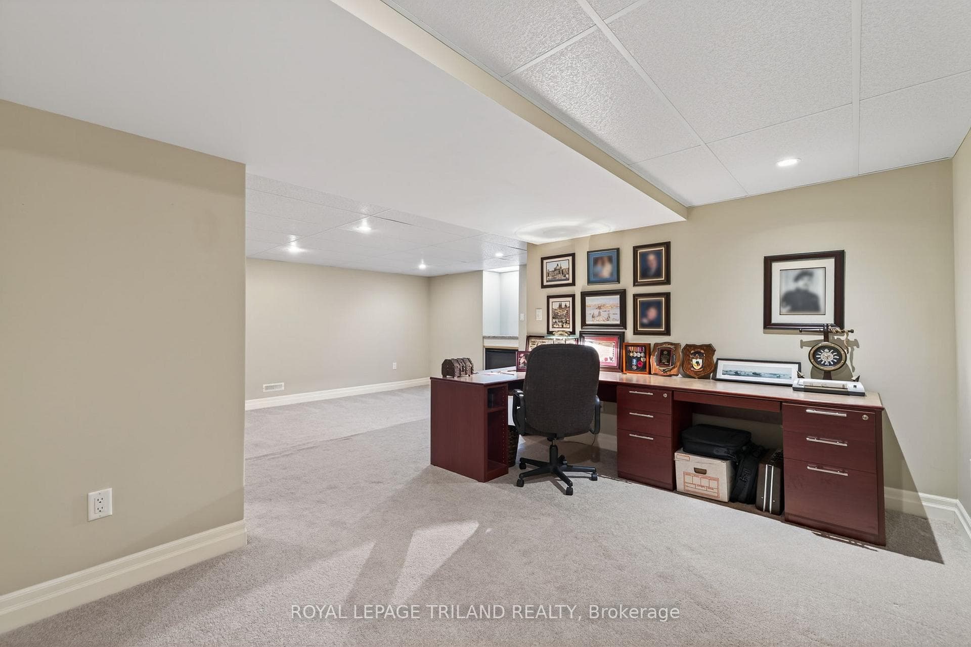 3278 Colonel Talbot Road Unit 202 photo 38