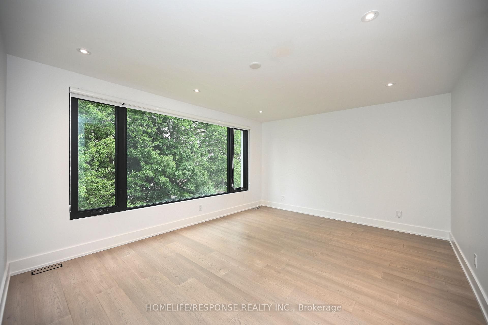 17A PINE Avenue photo 19
