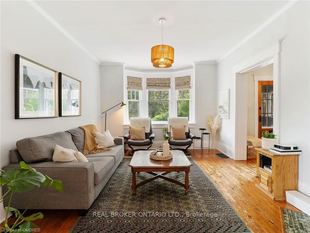 8 Charlotte Street photo 6