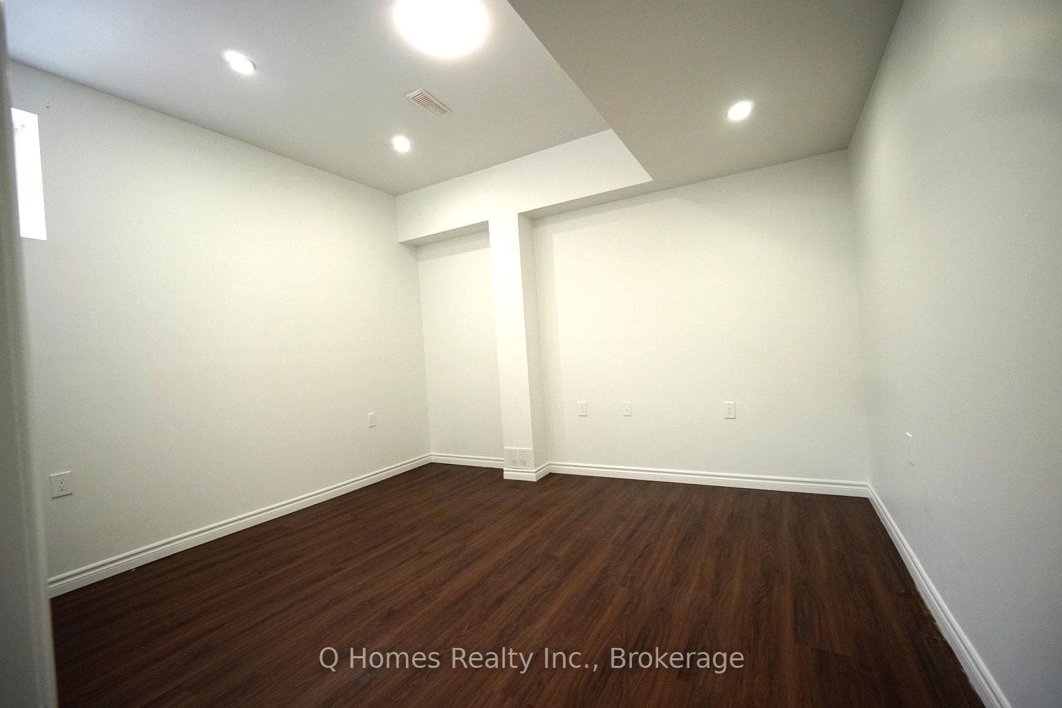 49 Counsellor Terrace photo 32