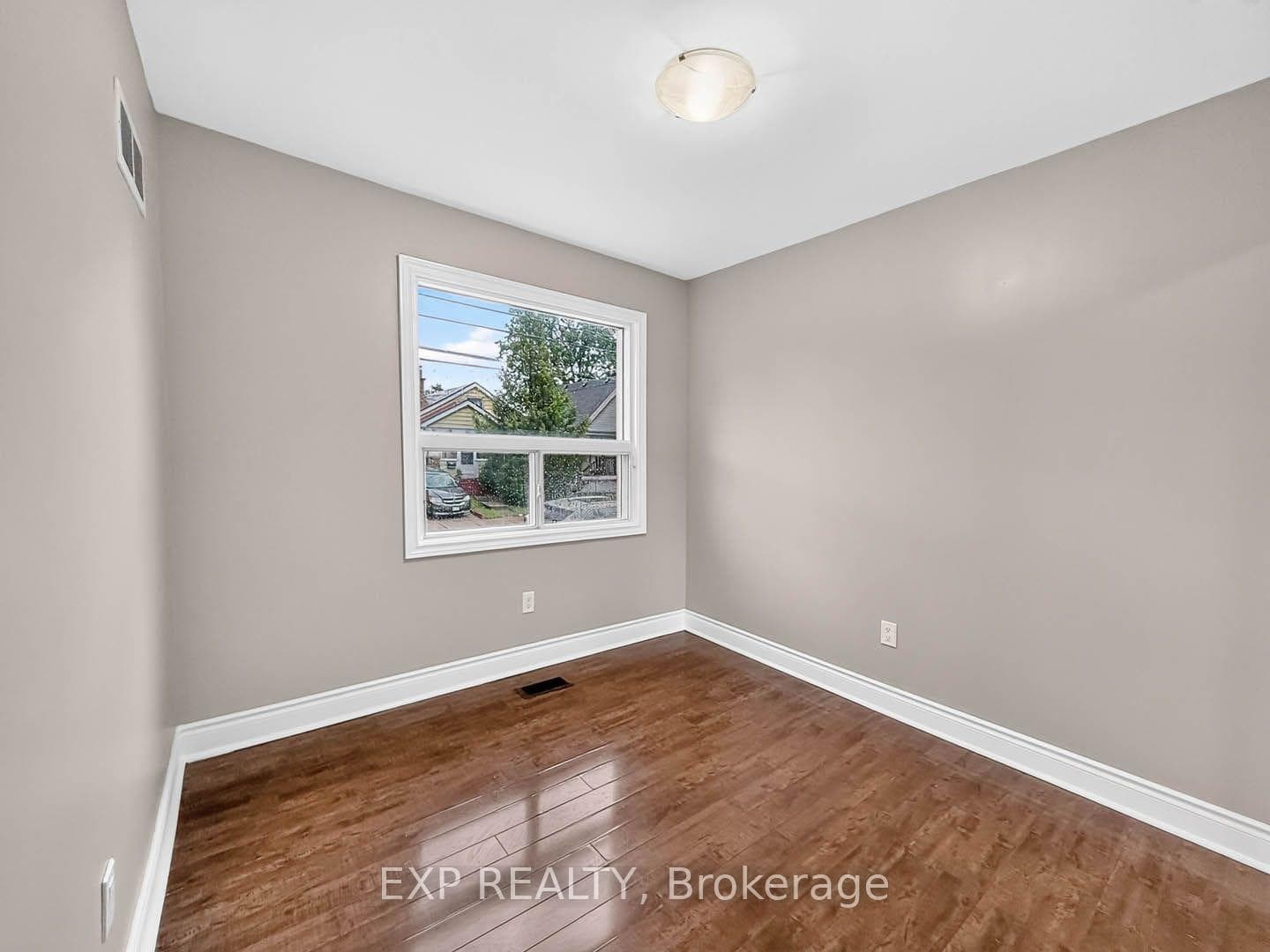 57 Weir Street photo 19