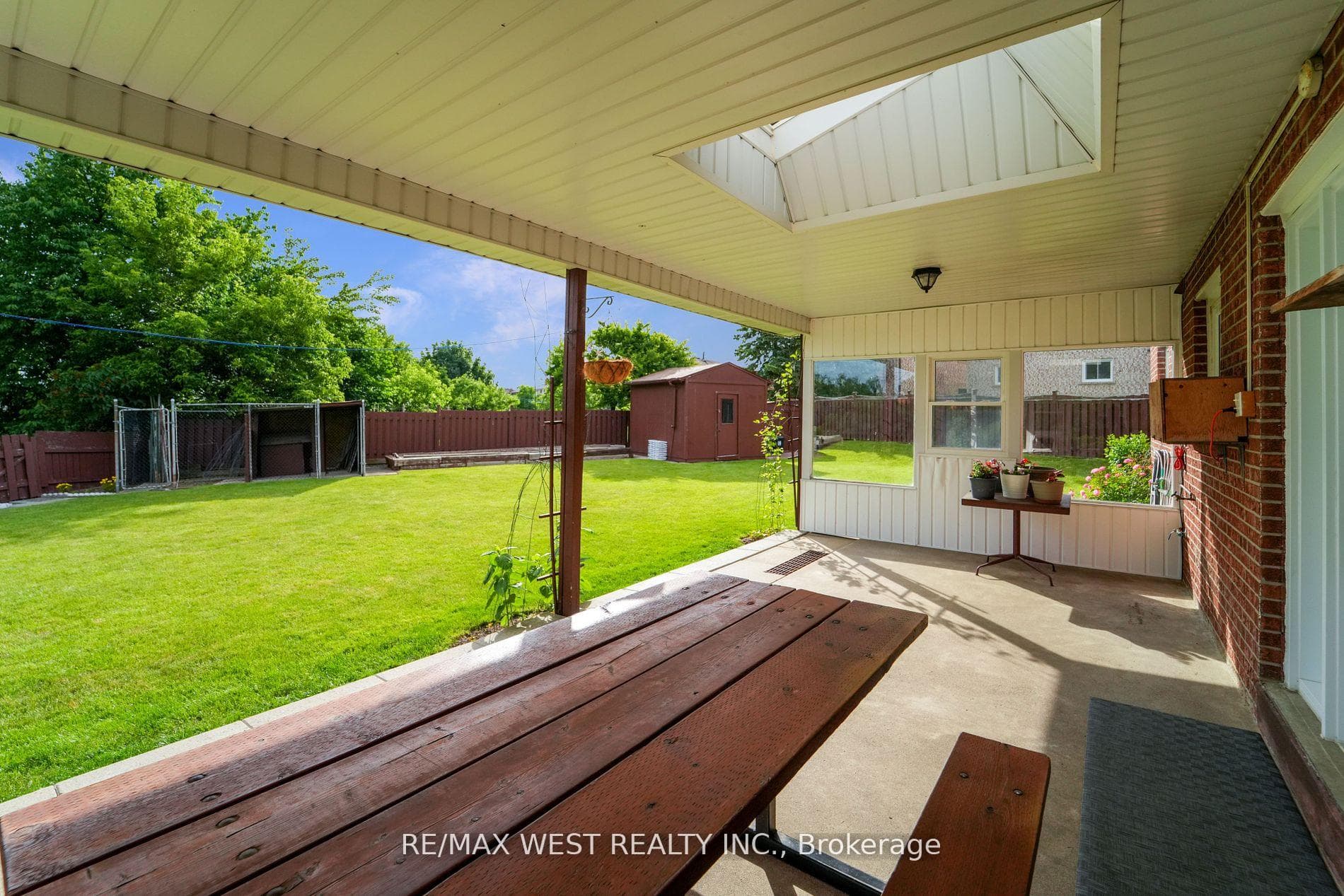 76 Moonstone Place photo 37