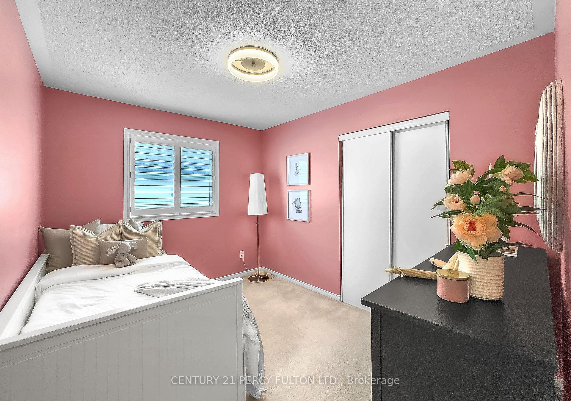 40 Southwell Avenue photo 39