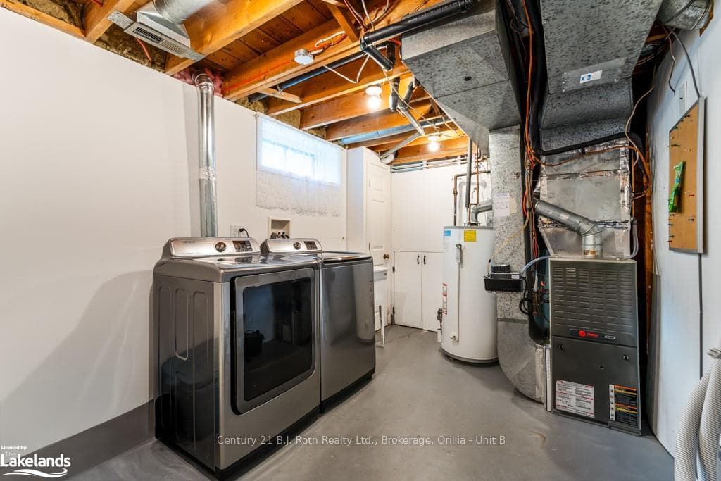 56 GOLDIE Drive photo 27
