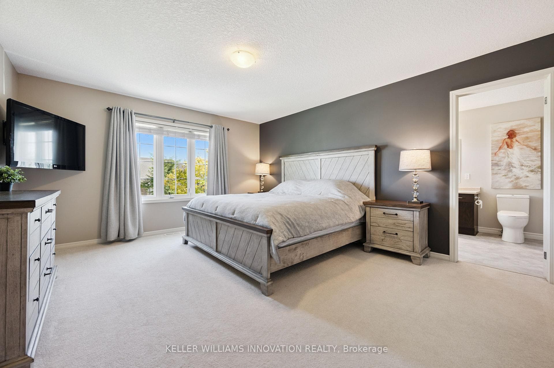 665 Albert Avenue photo 18