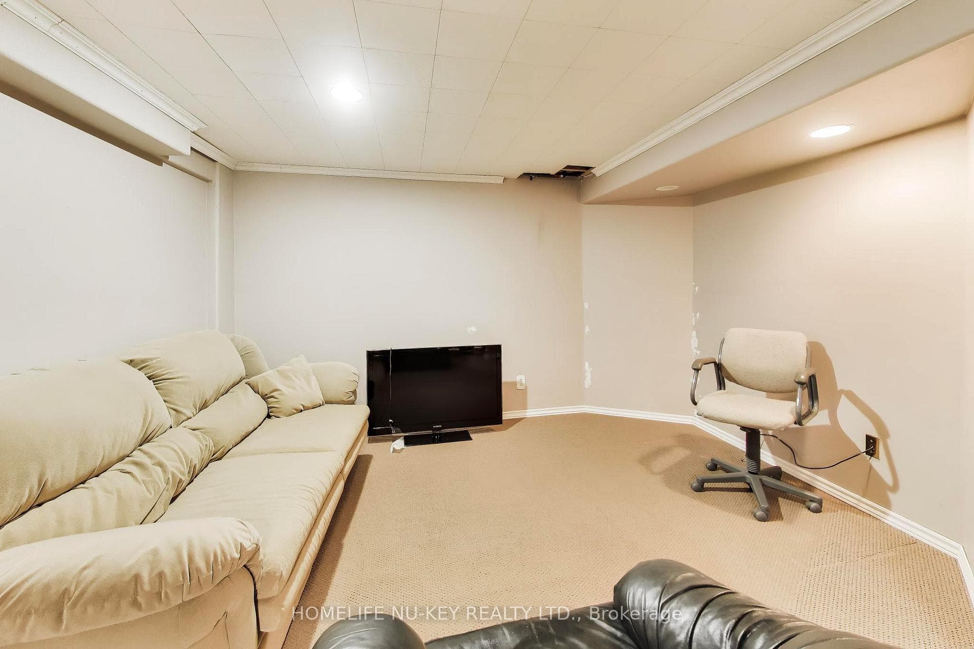 27 Lauchlin Crescent photo 34