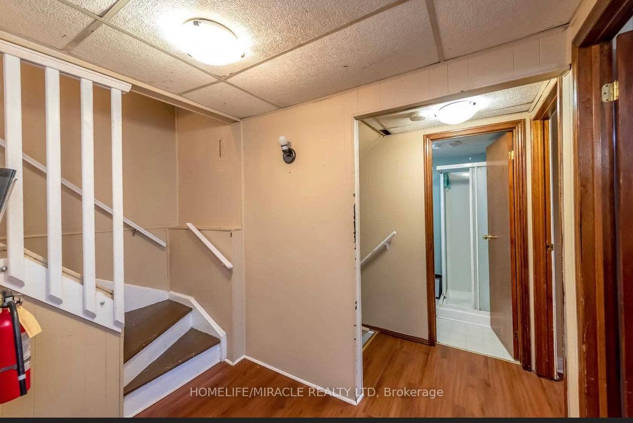 90 Tupper Drive Unit Bsmt photo 3