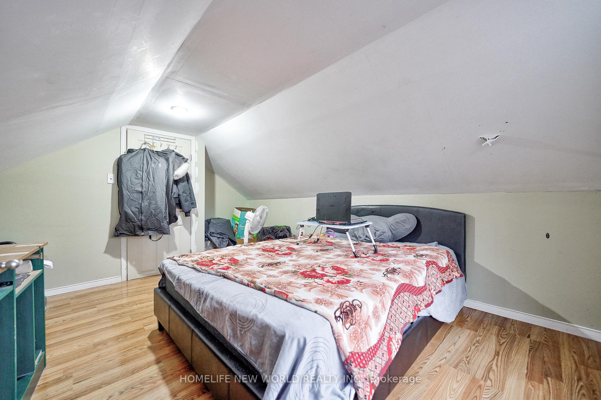 201 Pleasant Boulevard photo 30