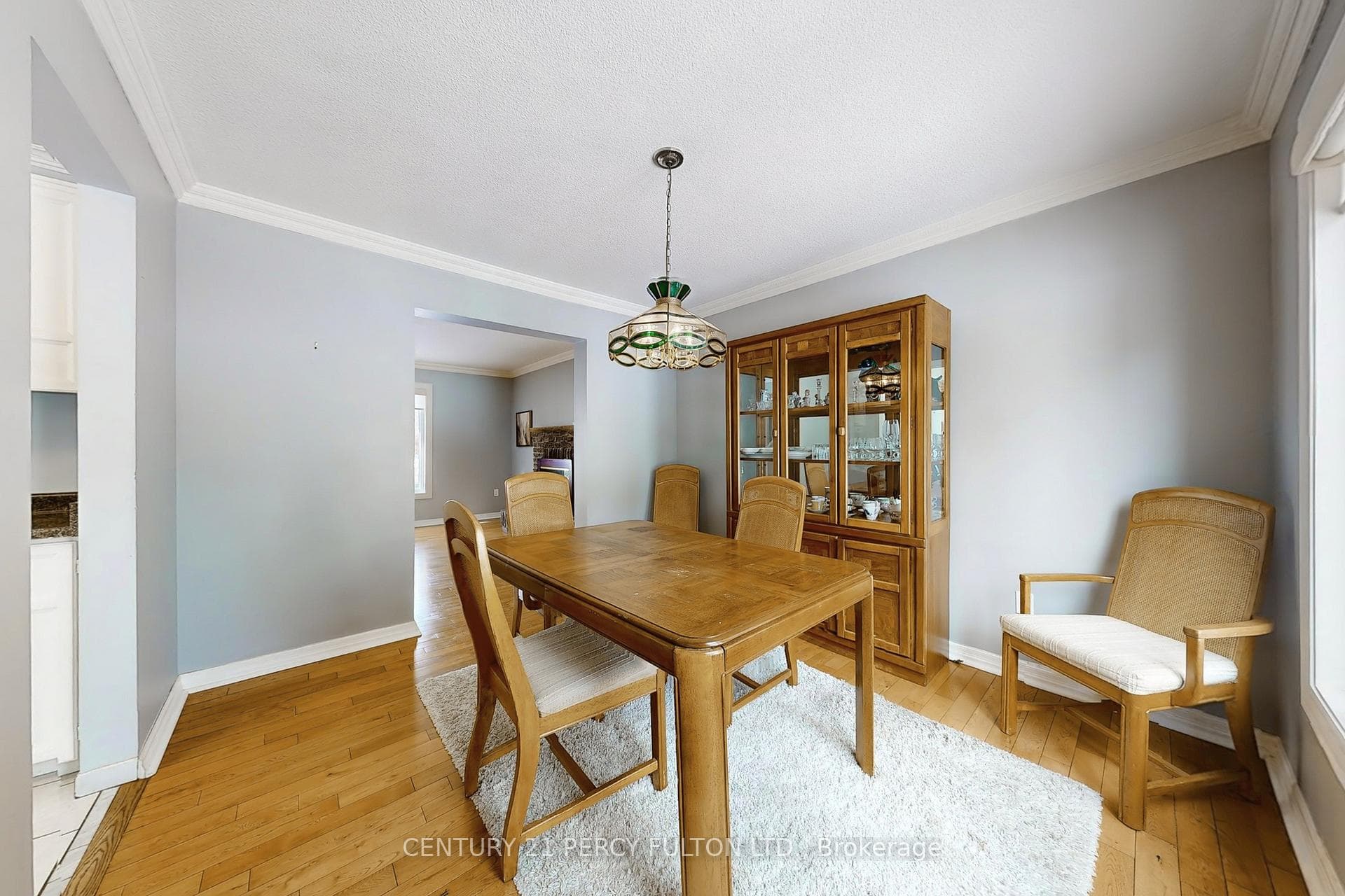 1813 Bronte Square photo 11